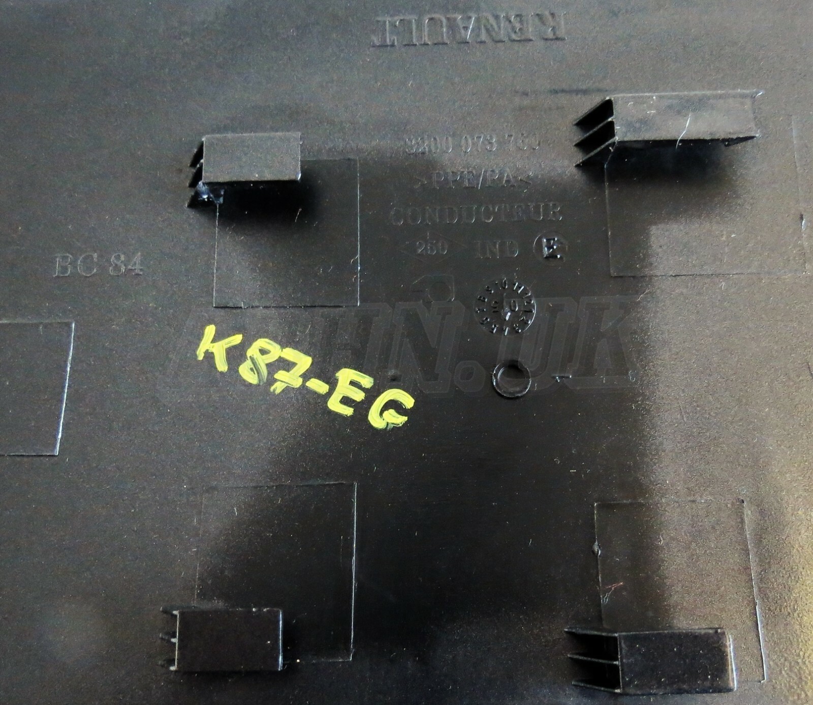 Renault Megane II MK2 /02-09 Fuel Cover Flap Cover 8200073760 Eclipse Grey B66 - Image 4