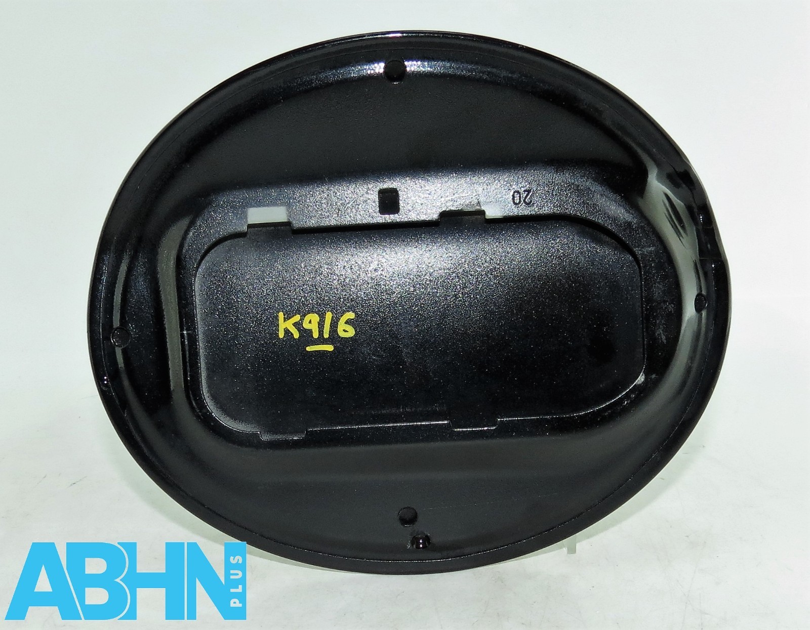 BMW 1 Series E87 (04 - 12) 5-Door Fill-in Fuel Flap Cover Metallic black 7060691 - Image 2