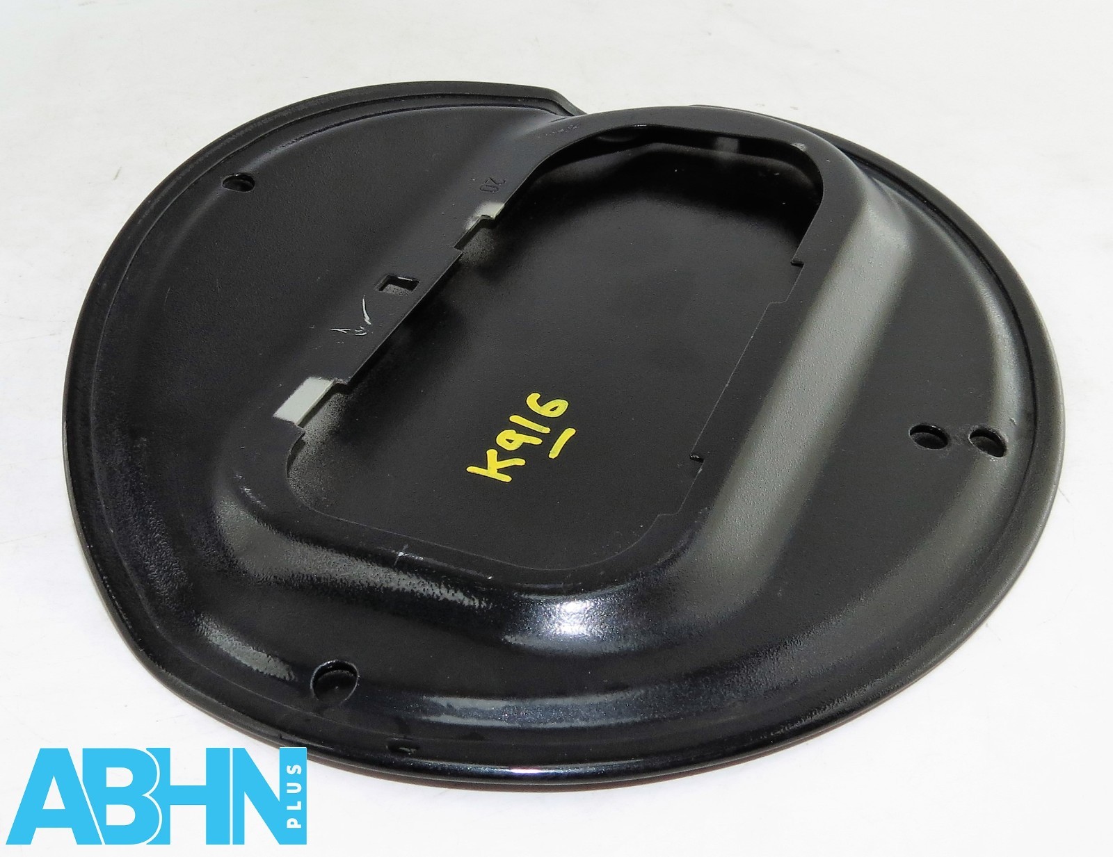 BMW 1 Series E87 (04 - 12) 5-Door Fill-in Fuel Flap Cover Metallic black 7060691 - Image 4