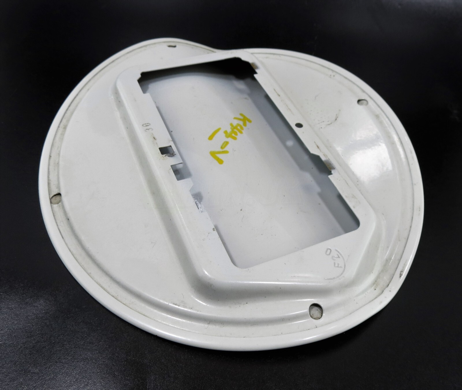 BMW 1 Series F20 (2011 - 2019) 5-Door Fill-in Fuel Flap Cover 51177270765 White - Image 5