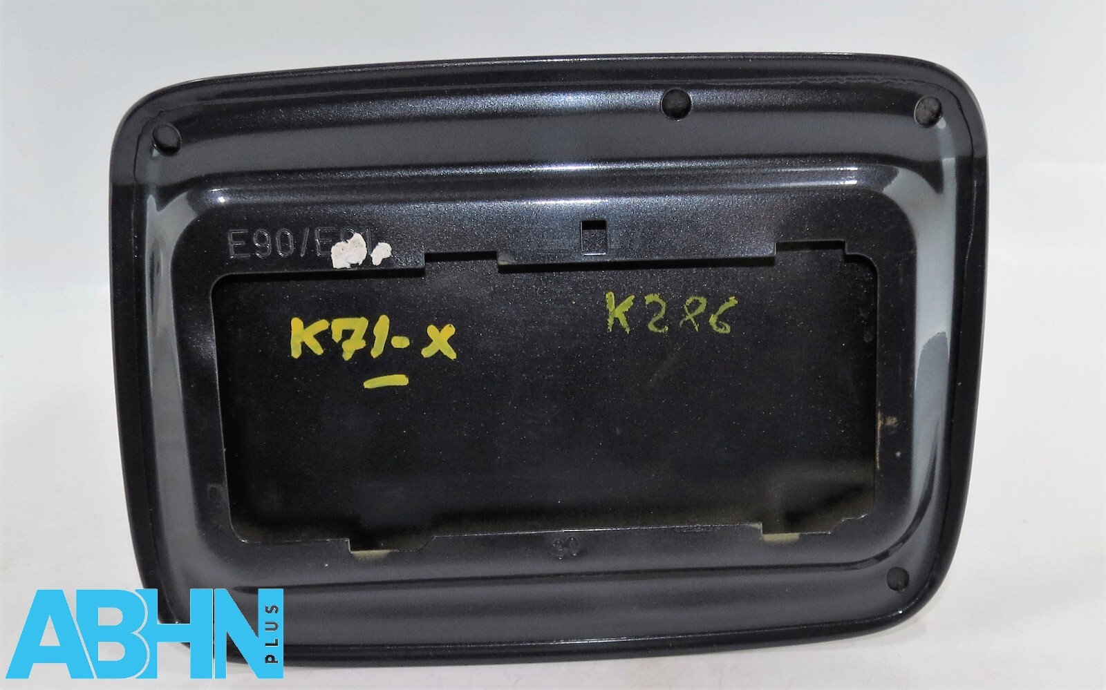 BMW 3 Series E90 E91 (05-12) Fill-In Fuel Flap Cover Graphite Grey 51177060692 - Image 2