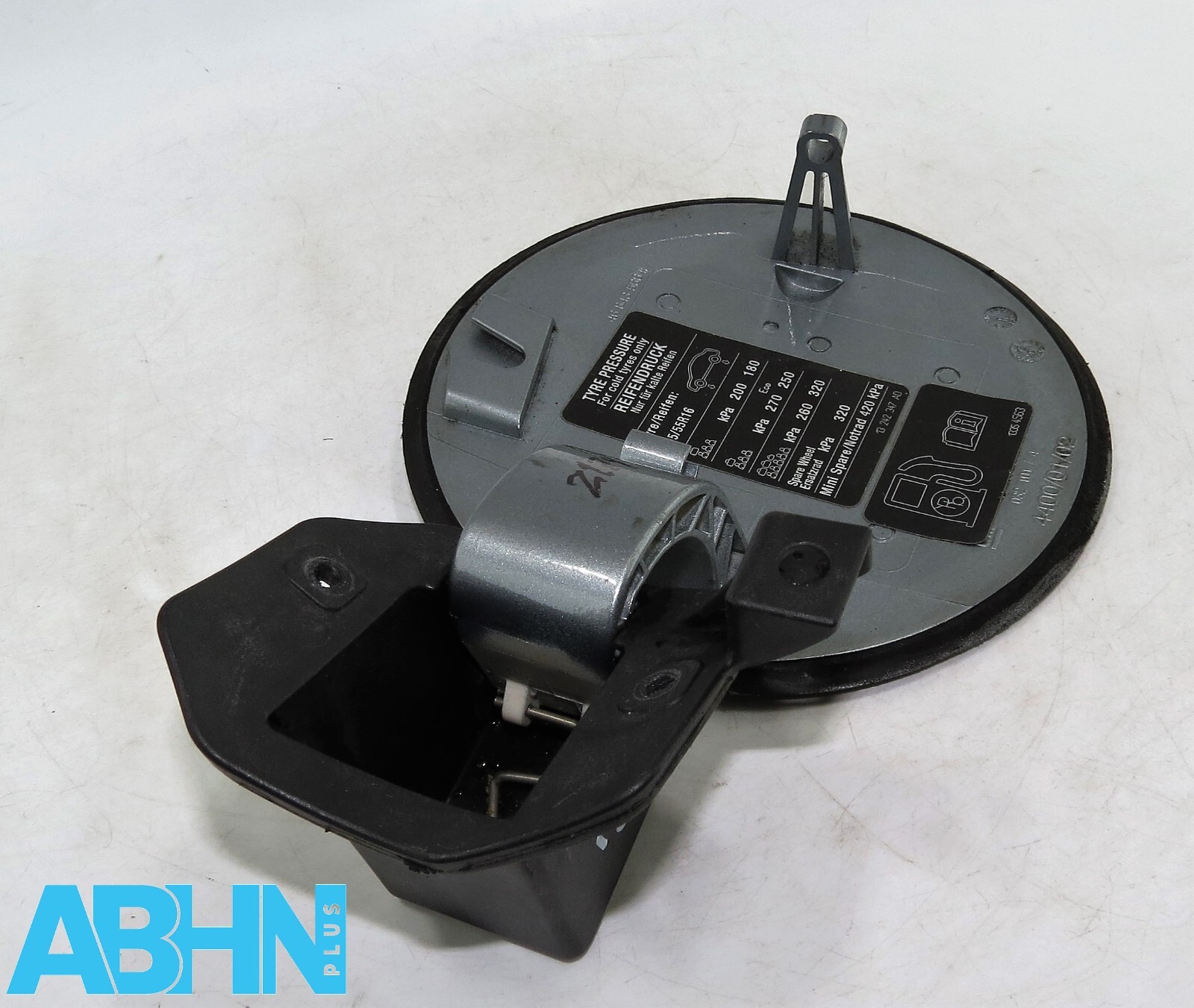 Vauxhall Corsa D MK3 (06-14) Fuel-In Flap Cover 13183307 Met Silver Lake Z179 - Image 2