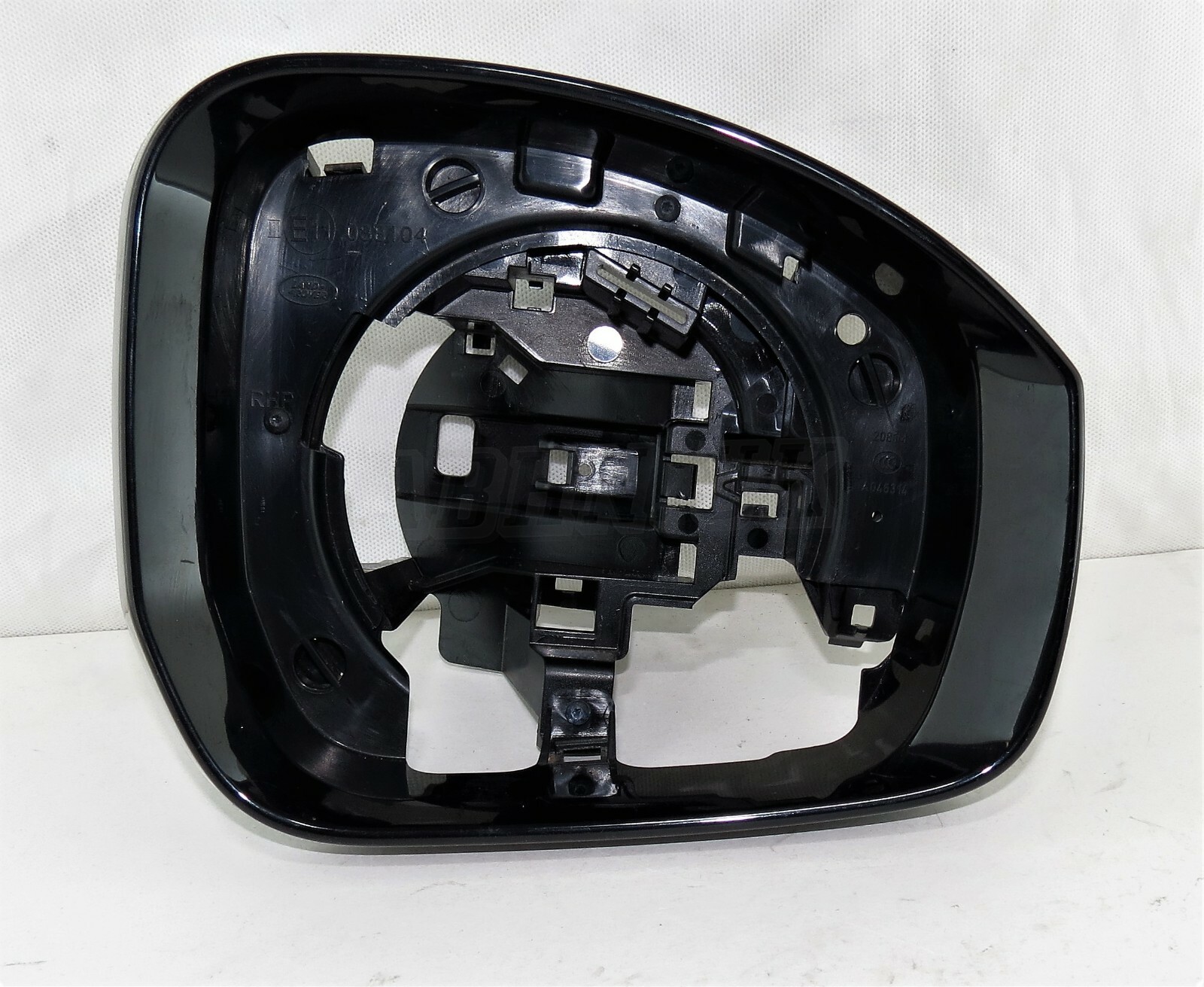 MY4217682JA Land Rover Discovery 5/ V Right Hand Side LHD Wing Mirror Bezel - Image 2