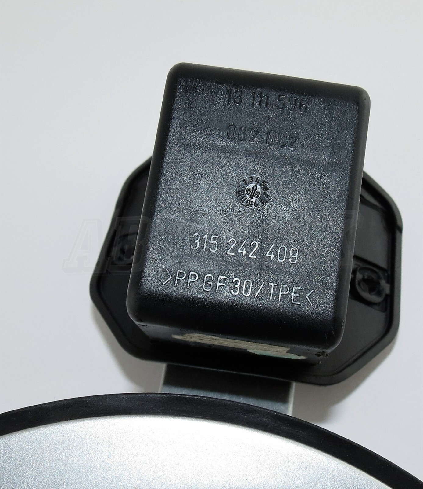 Vauxhall Zafira B MK2 /05-14 Fuel-In Flap Cover 13129588 MC Met Star Silver Z157 - Image 4