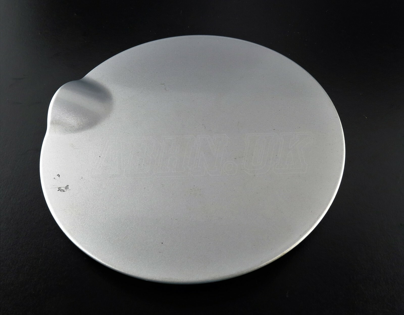 Saab 9-3 YS3F /2002-2012 Saloon/ Convertible Fill-in Fuel Flap Cover Met Silver