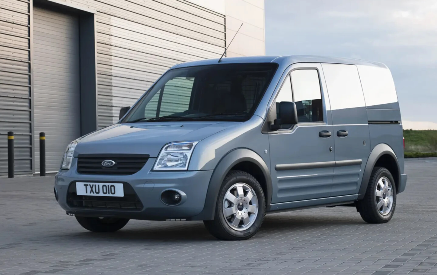 Ford Transit-Connect P60 (02-13) Electric Heated Right Door Mirror Grained Black - Image 3