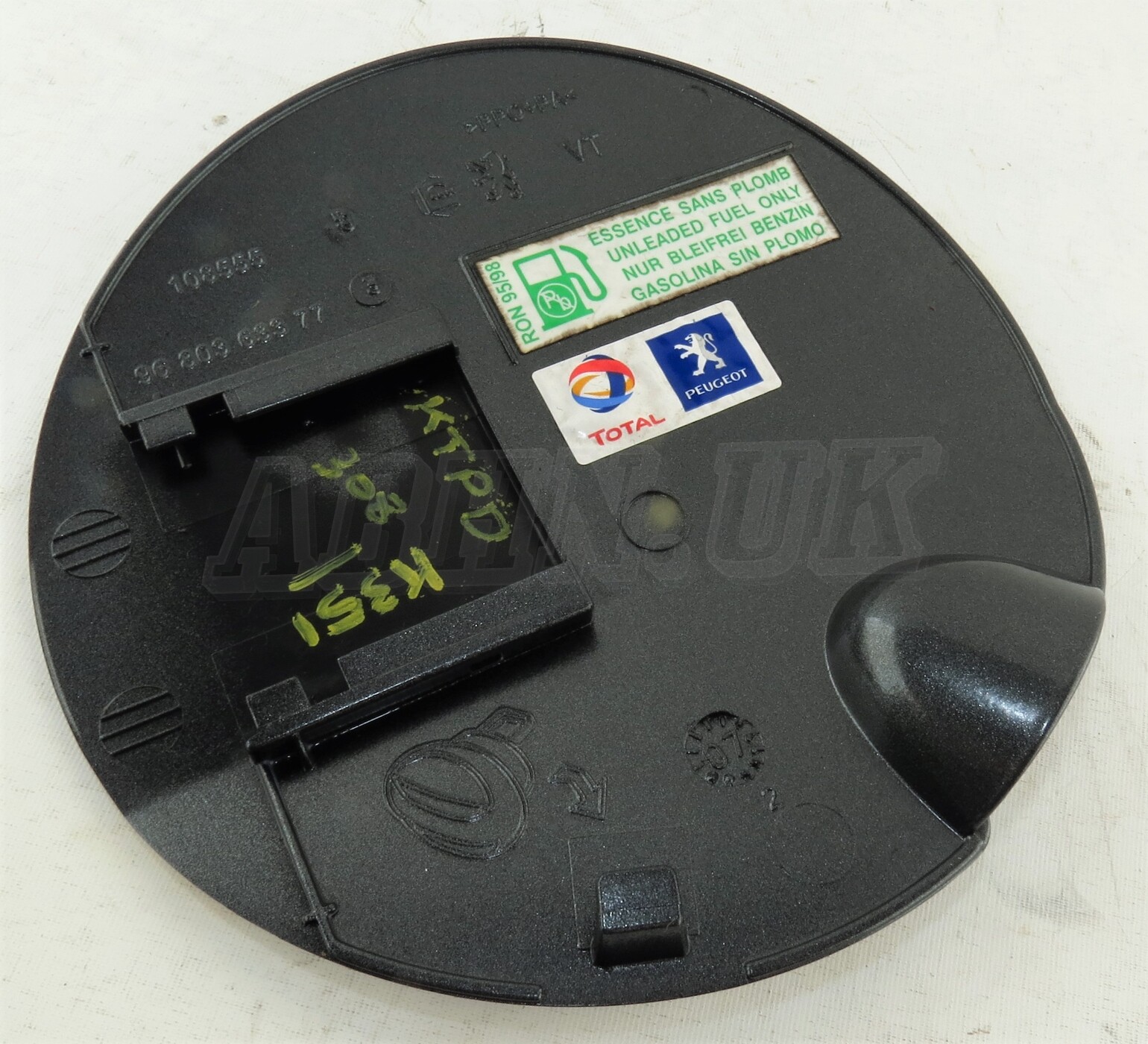 Peugeot 308 (07-13) Fuel Cover Flap Cover 9680363377 108555 Gris Shark Grey KTP - Image 3