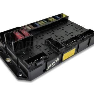 Range Rover Vogue L322 MK3 (02-05) Relay/ Fuse Box Unit Junction Box YQE000350