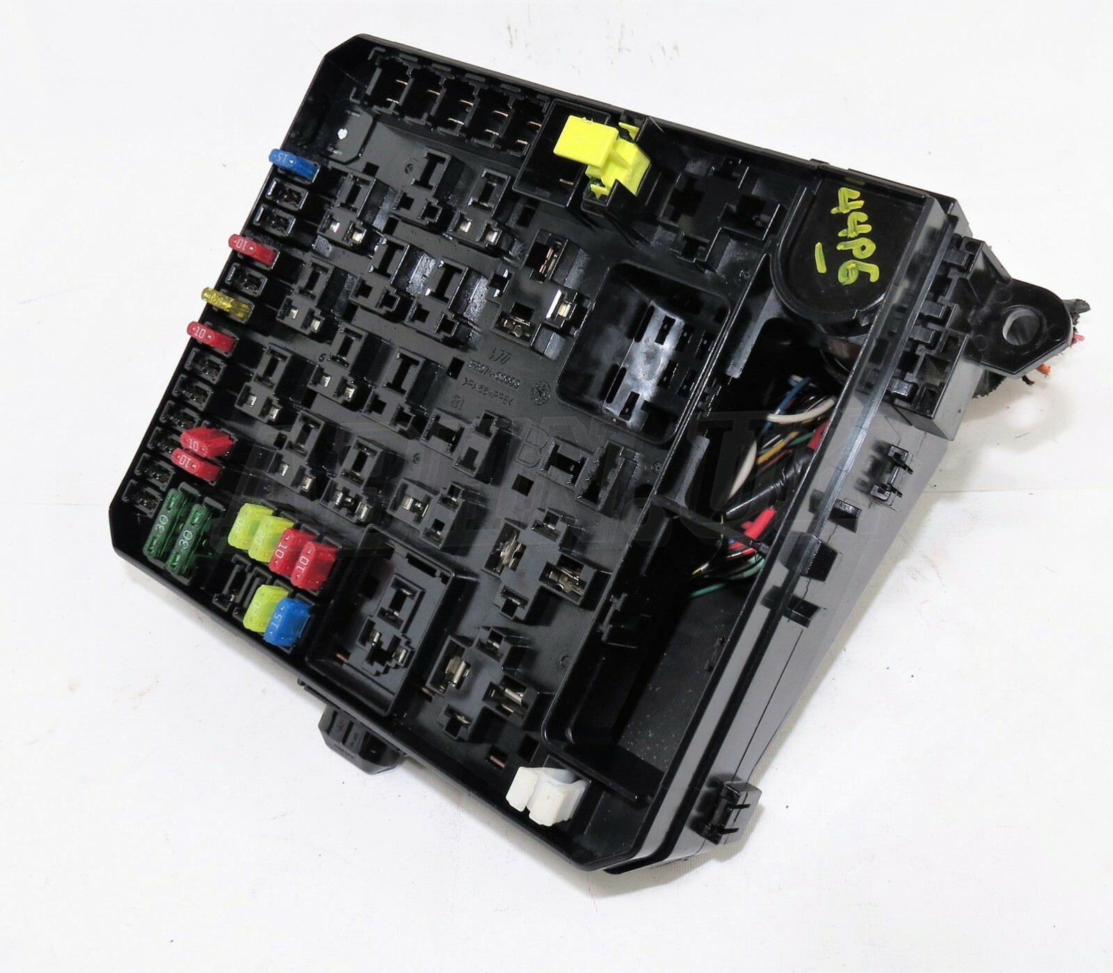 44P6-Mitsubishi Outlander II MK2 (06-12) Main Body Fuse & Relay Box PR074-00000 - Image 3
