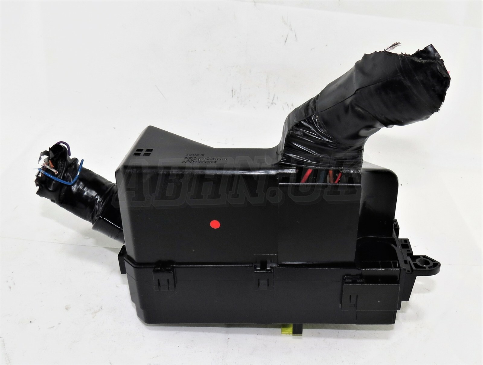 44P6-Mitsubishi Outlander II MK2 (06-12) Main Body Fuse & Relay Box PR074-00000 - Image 4