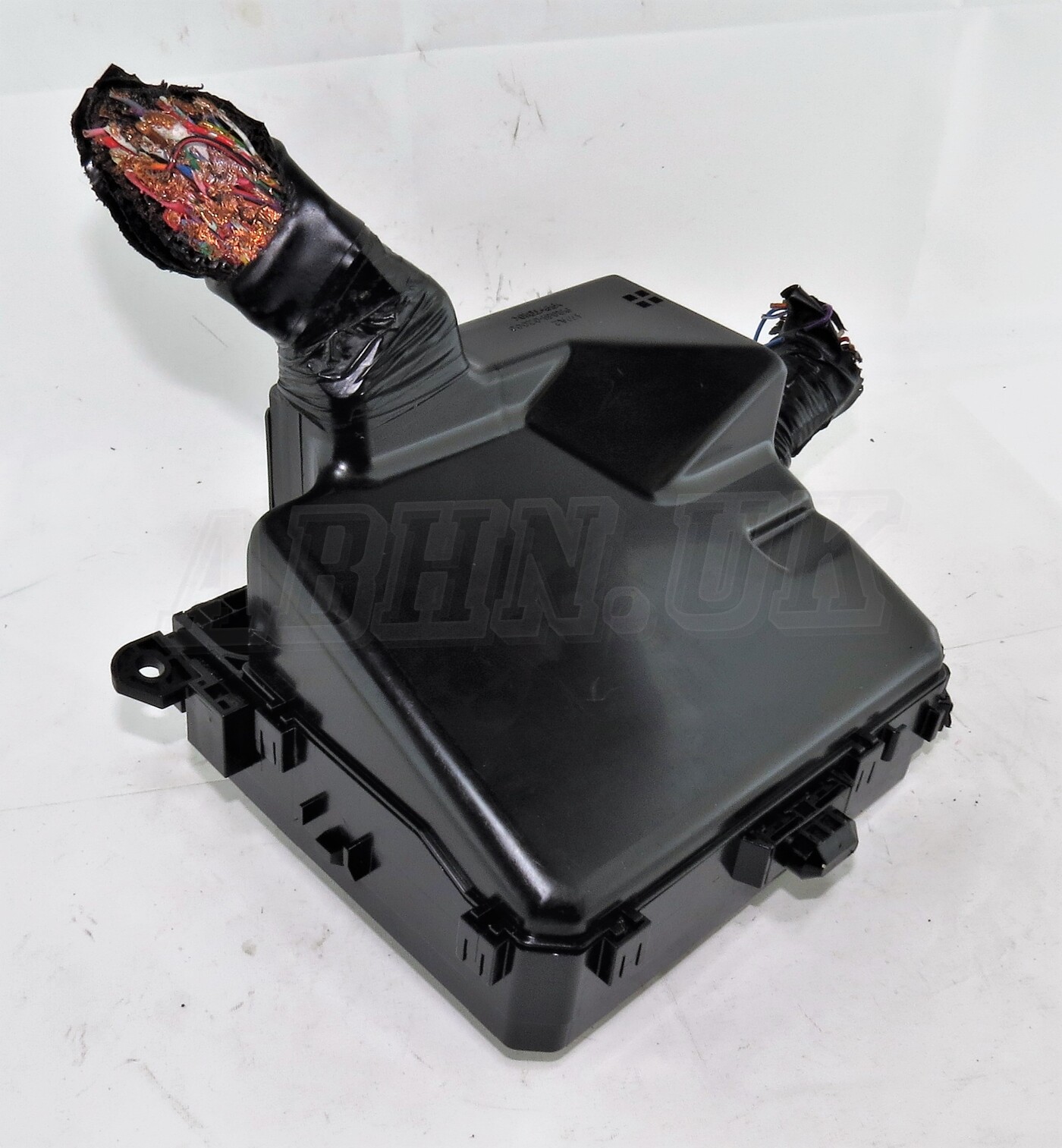 44P6-Mitsubishi Outlander II MK2 (06-12) Main Body Fuse & Relay Box PR074-00000 - Image 6