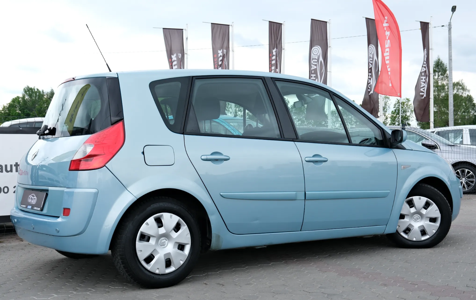 Renault Scenic II MK2 /03-09 Fill-In Fuel Flap Cover 8200228509 Met Blue Iceberg - Image 3