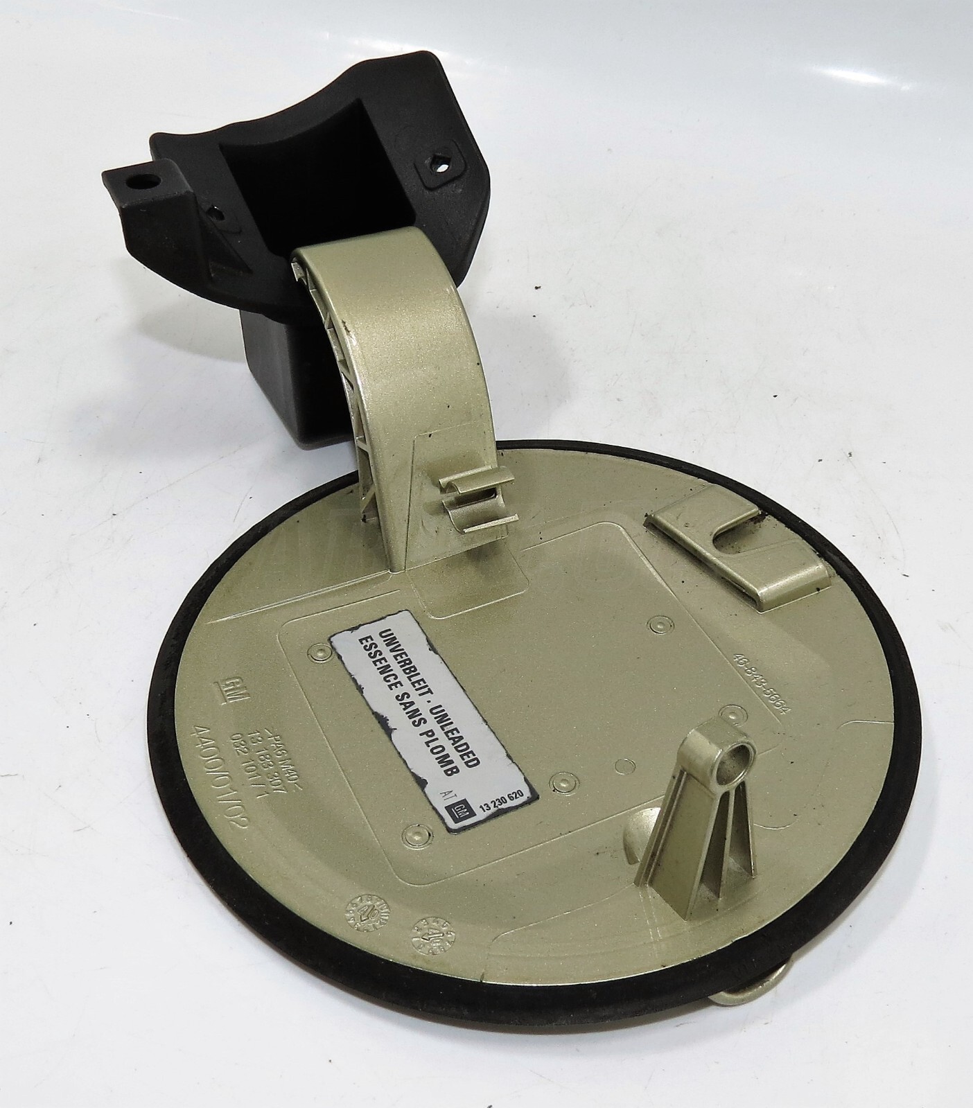 Vauxhall Corsa D MK3 (06- 14) Fuel-In Flap Cover 13183307 Lancelot Pearl Met 40M - Image 5