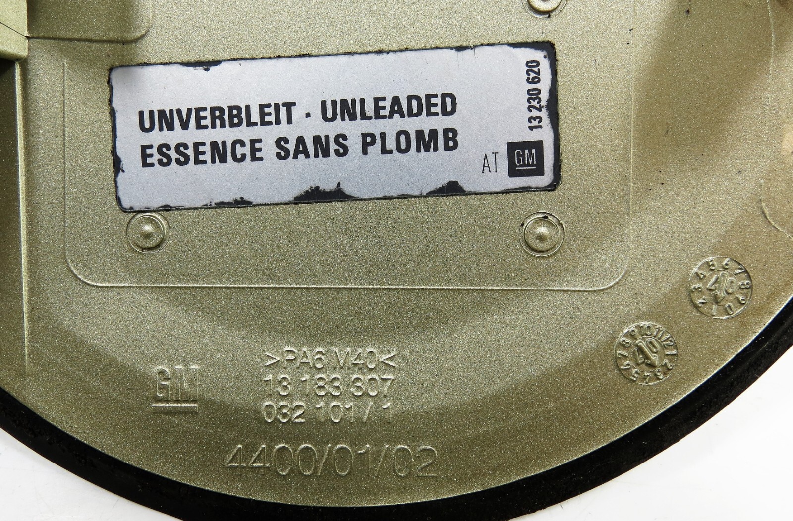 Vauxhall Corsa D MK3 (06- 14) Fuel-In Flap Cover 13183307 Lancelot Pearl Met 40M - Image 6