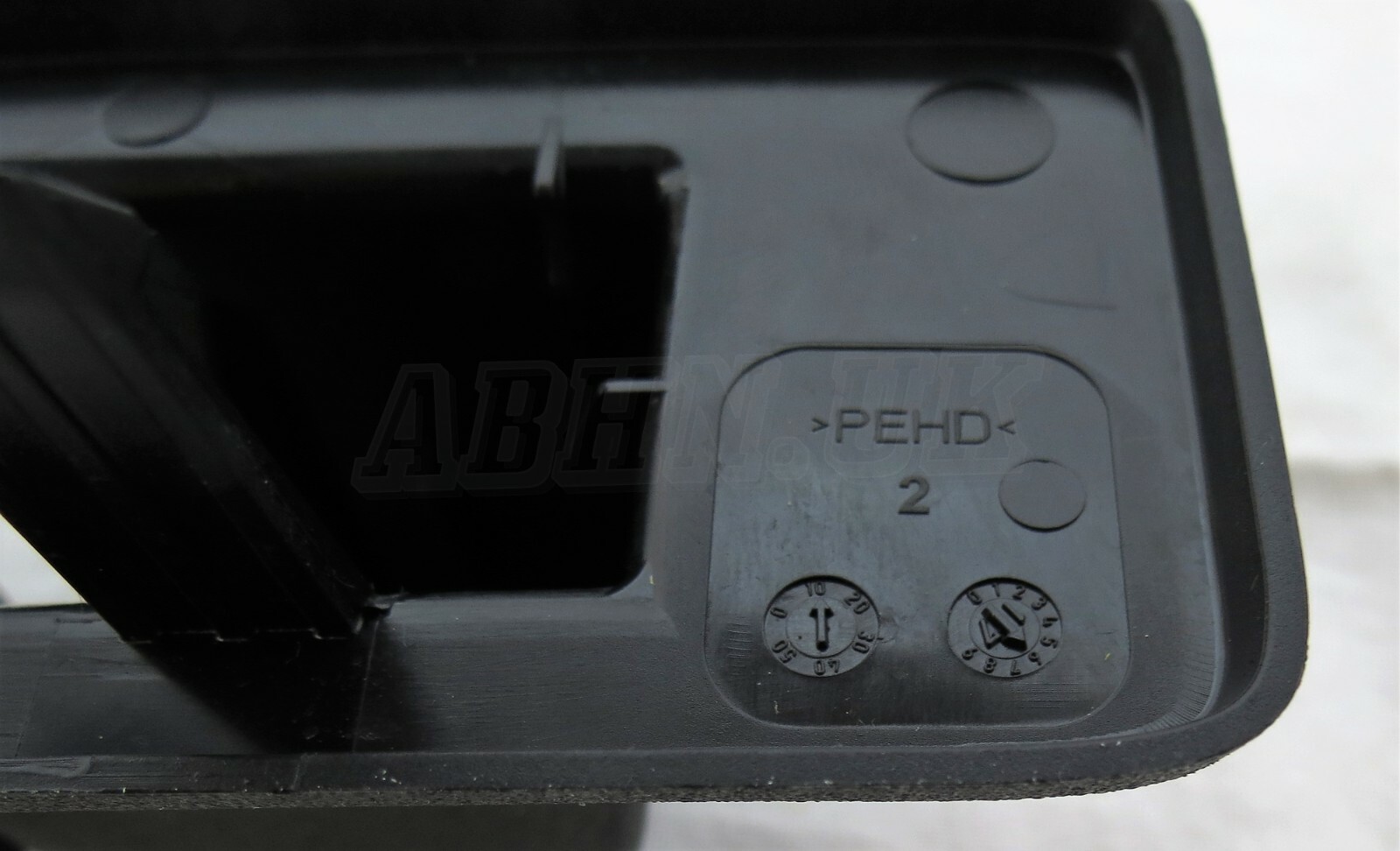 Range Rover Sport L494 Genuine Tailgate Boot Lock Mechanism Cover CPLA46420AA - Image 5