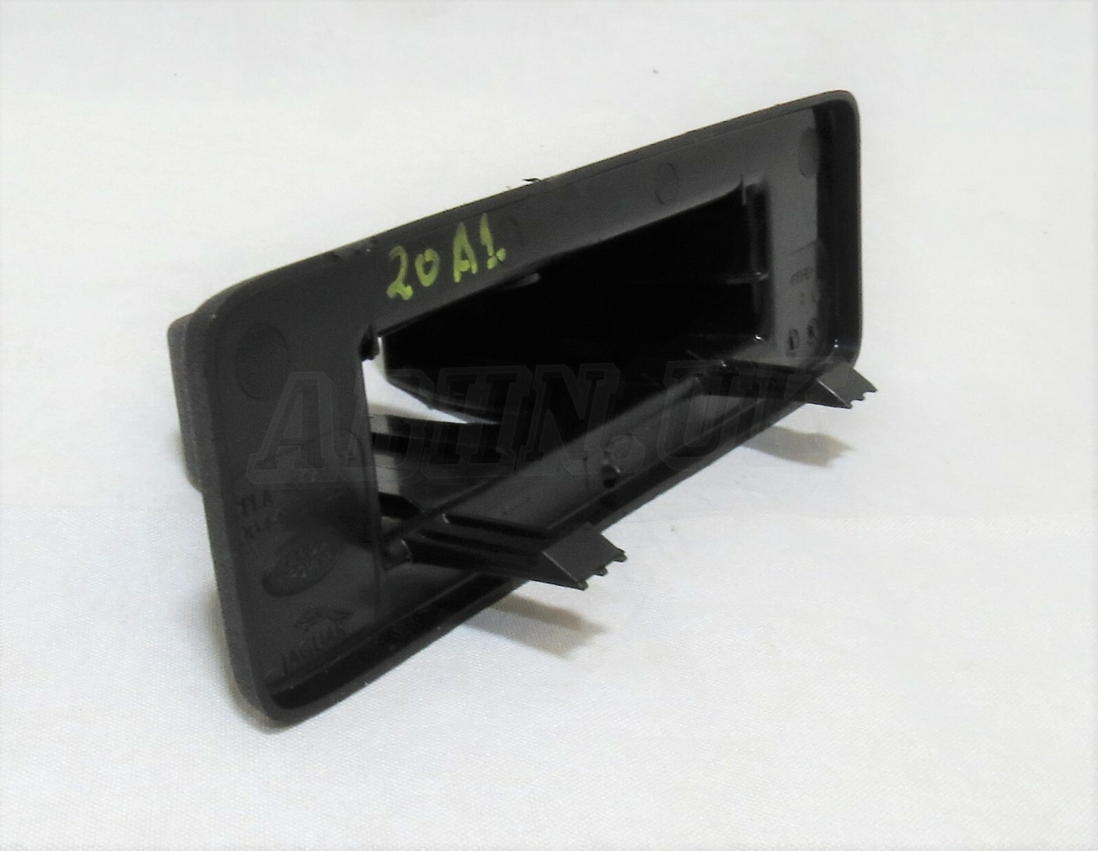 Range Rover Sport L494 Genuine Tailgate Boot Lock Mechanism Cover CPLA46420AA - Image 7