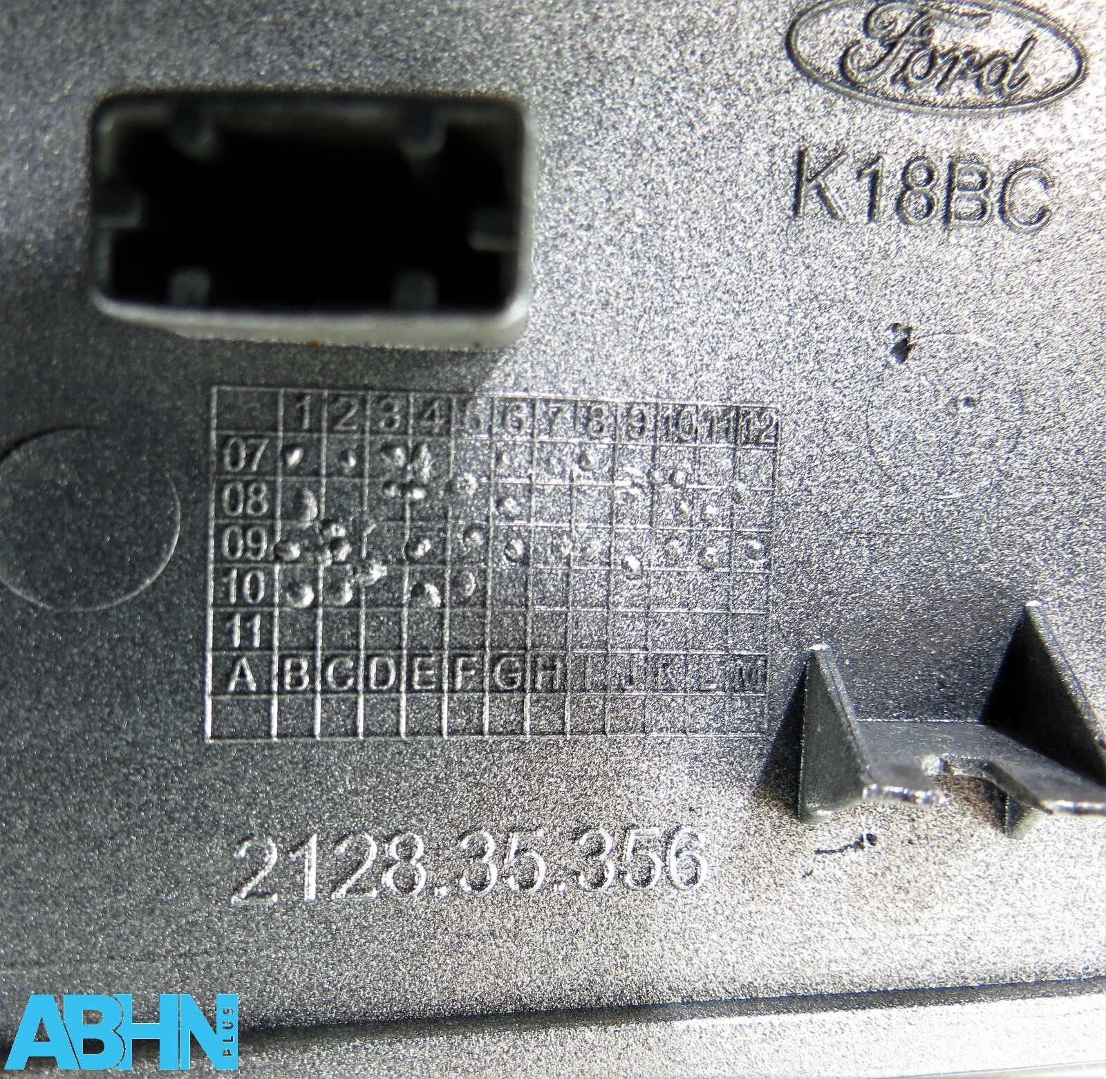 Ford Focus MK2 MK3 Facelift (08-18) Right Side Wing Mirror Top Cover Met Silver - Image 9