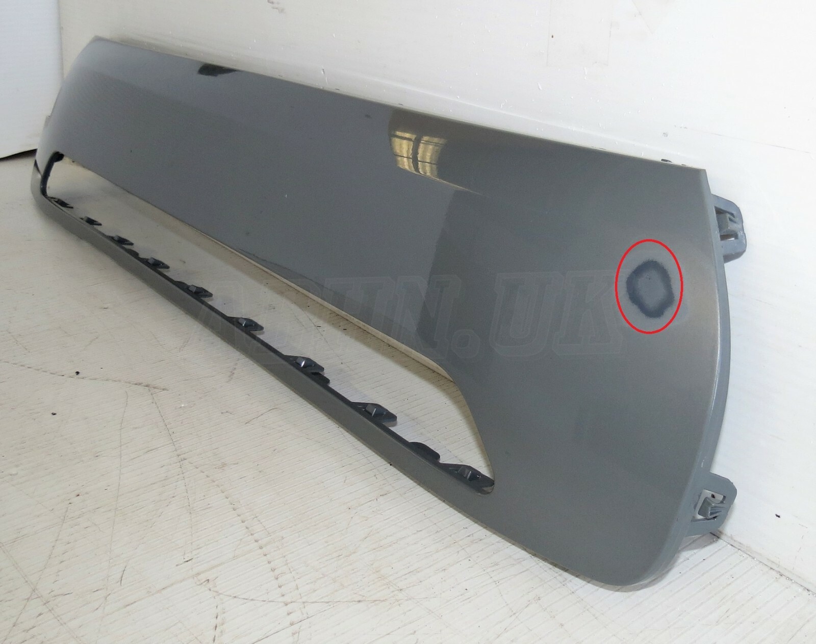 Mini One Cooper LCi2 Genuine Front Facing Bumper Middle Panel Moonwalk Grey - Image 4
