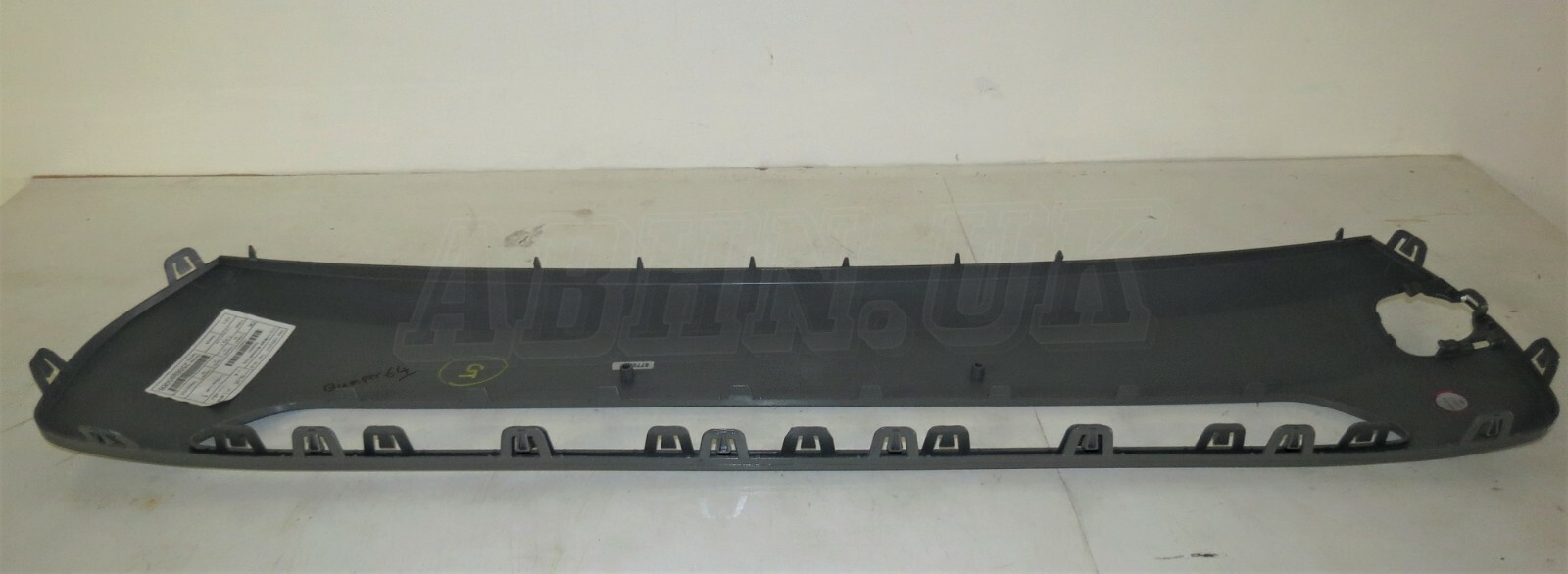Mini One Cooper LCi2 Genuine Front Facing Bumper Middle Panel Moonwalk Grey - Image 8