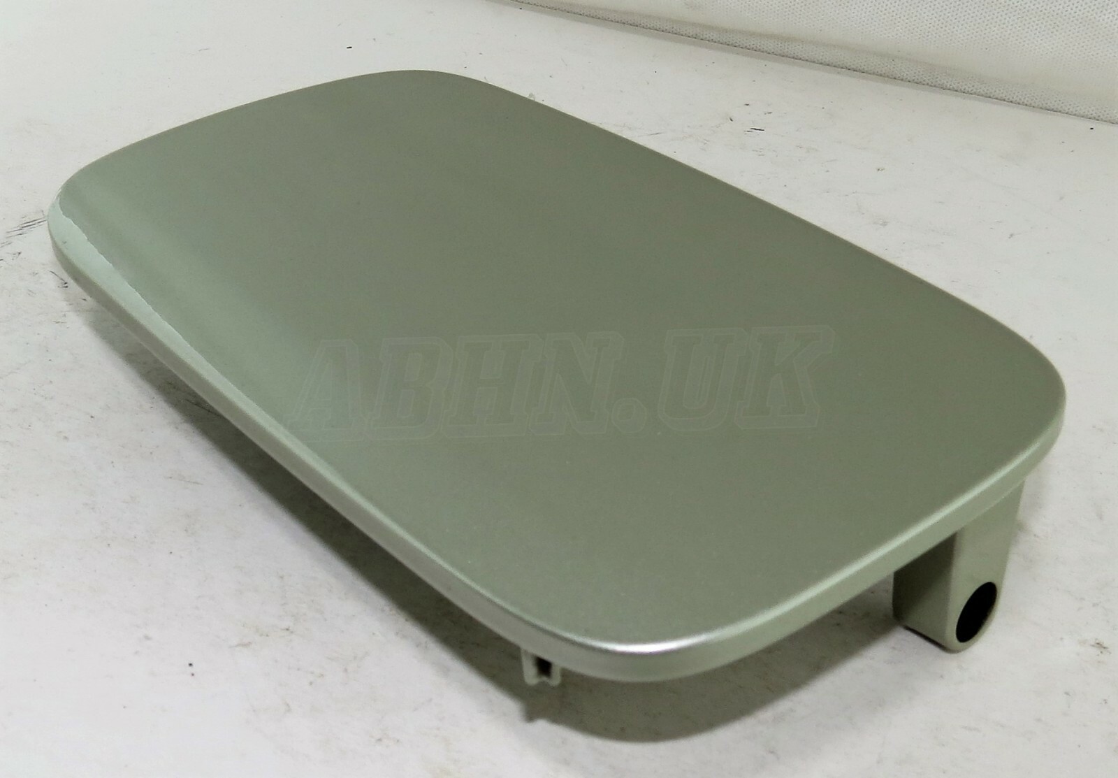 Renault Laguna MK2 01-07 Estate Fuel Flap Cover 8200002161 Vert Amande Green 190 - Image 3