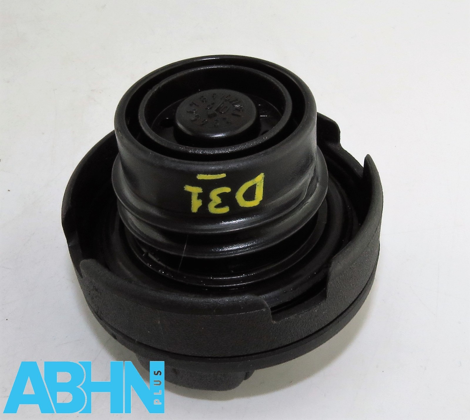 Genuine Audi A3 A4 A6 Diesel 98-13 Fill-in Fuel Filler Cap 1J0201553Q 1J0201553S - Image 10