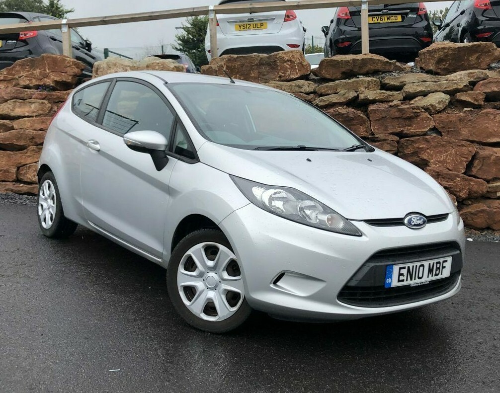 Genuine Ford Fiesta MK6 (2008-2012) Fuel Flap Cover 8A61-A405A02-AF Met Silver - Image 3