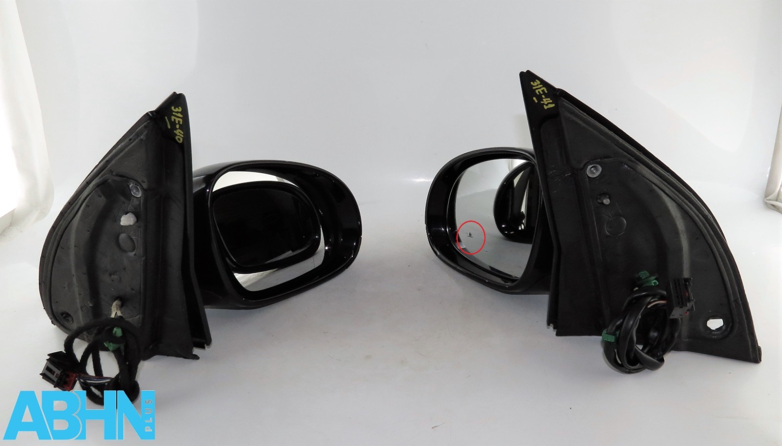 VW Golf 5 Mk5 (04-09) Par (Derecho+Izquierdo) De Calefacción Eléctrica Puerta - Image 2