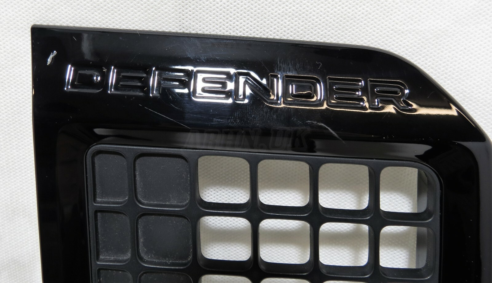 L8B2-280B10-EC Land Rover Defender Right Hand Side Wing Fender Vent Narvik Black - Image 2