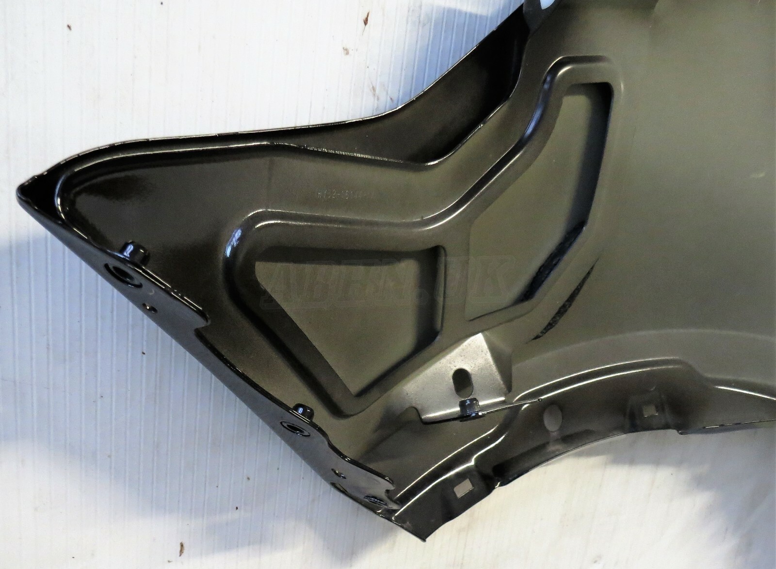 Discovery 5 L462 Genuine Right Hand Side Wing Panel Santorini Black HY3216015AE - Image 7