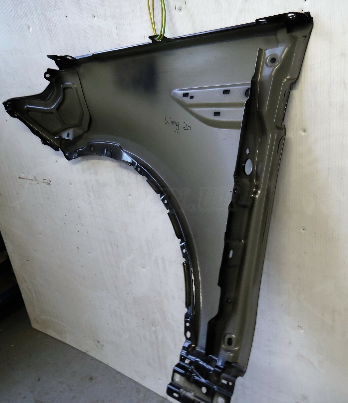 Discovery V/ 5 L462 Genuine Right Hand Side Wing Panel Sant Black HY3216015AE - Image 9