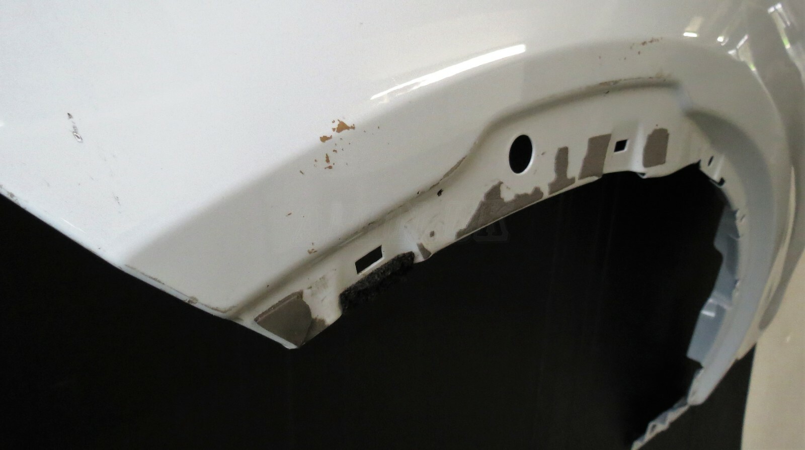 Discovery V/ 5 L462 Genuine Left Hand Side Wing Bare in Panel Yulong White NAK - Image 3