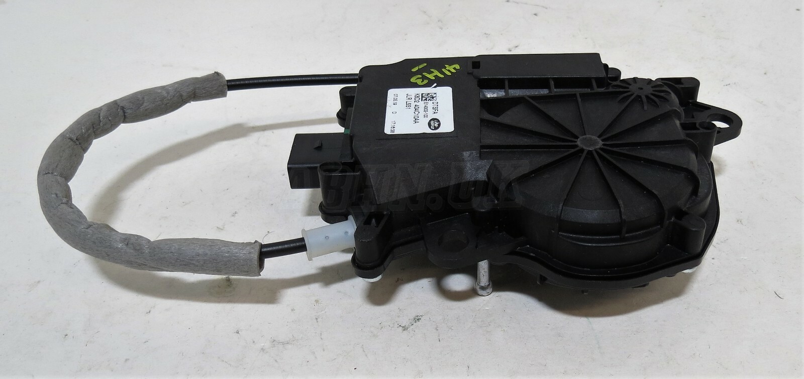 Range Rover Evoque L551 Tailgate Actuator Auto Pull/ Double Lock K8D2-404C10-AA - Image 2