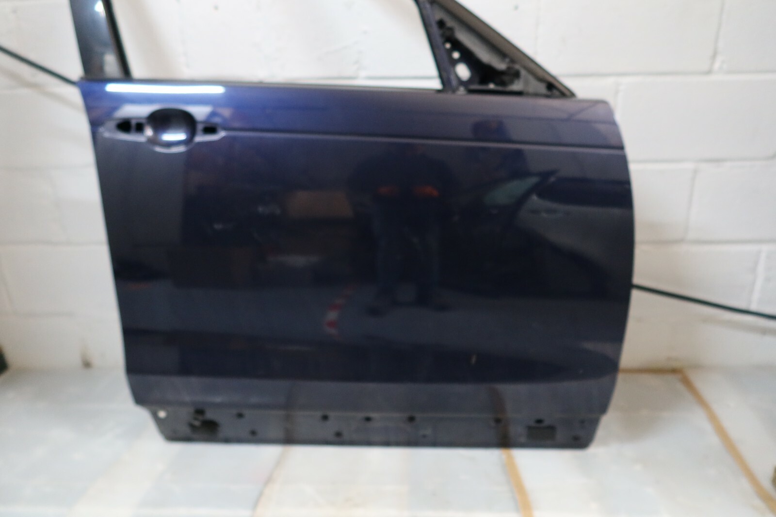 Land Rover Discovery 5 Genuine Right Hand Side Bare Door Panel Portofino Blue - Image 2