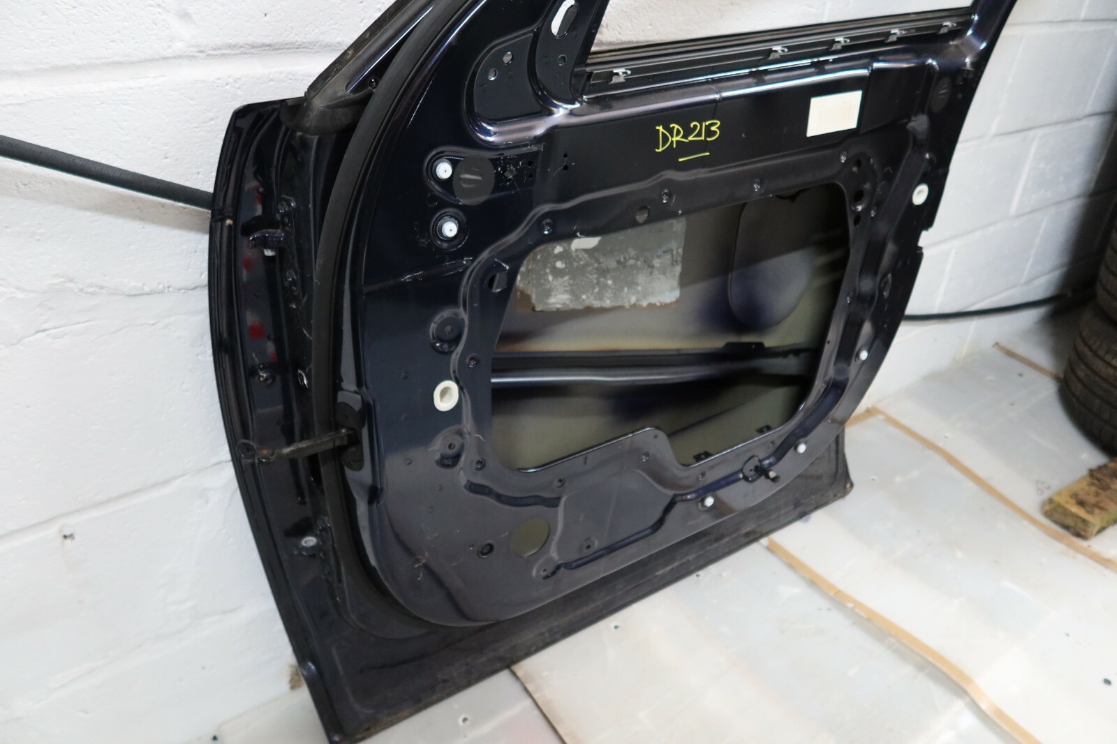 Land Rover Discovery 5 Genuine Right Hand Side Bare Door Panel Portofino Blue - Image 10