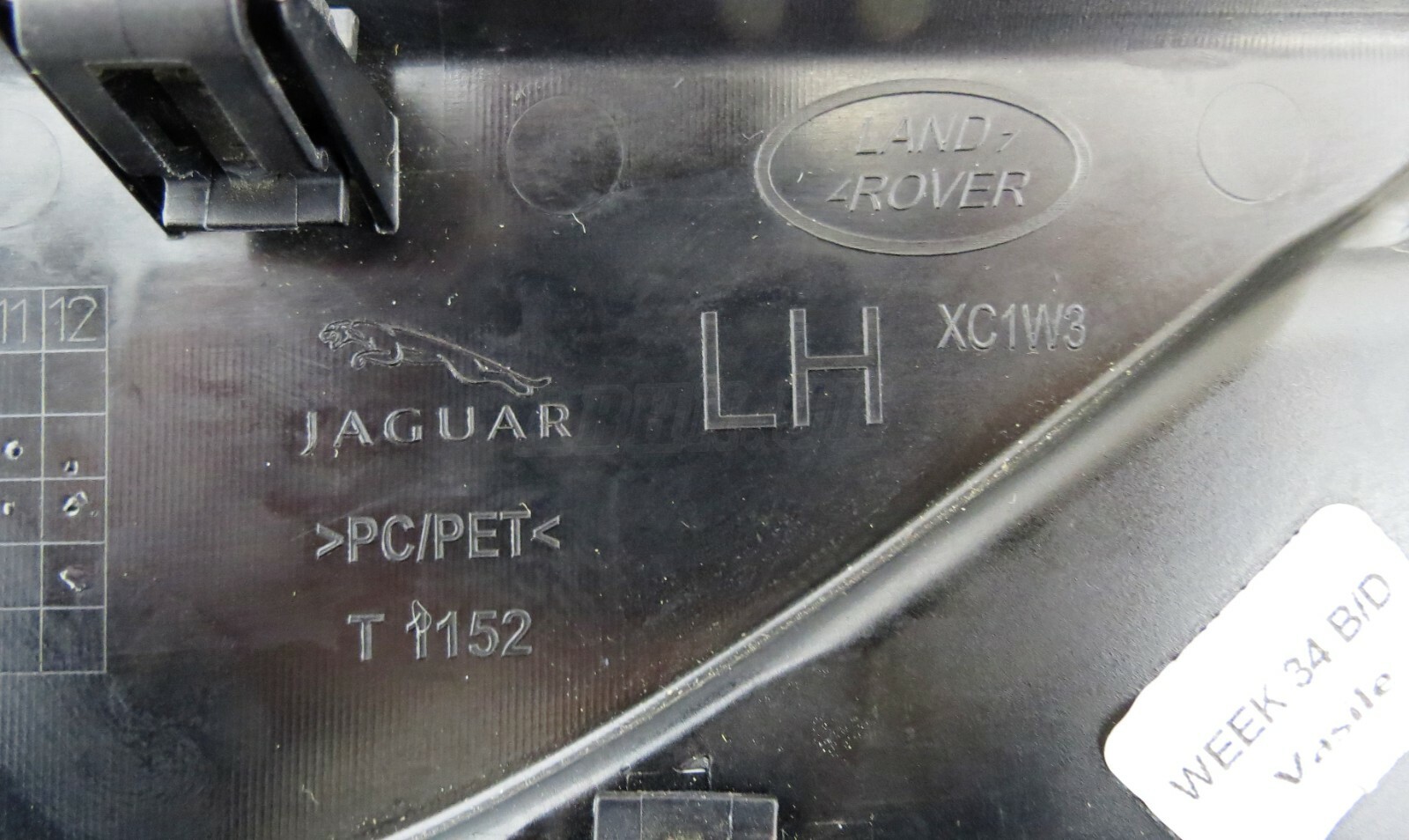 Land Rover Discovery V MK5 Left LH Wing Fender Trim Gloss Black HY32-280B11-AC - Image 4