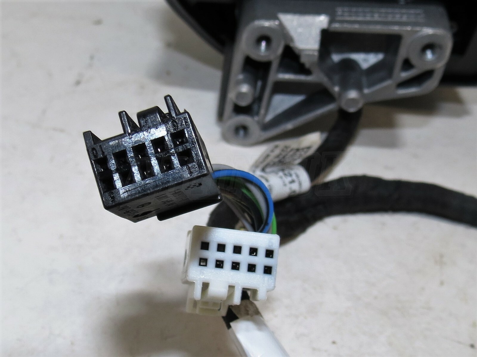 Mercedes A Class W177 Genuine Right Side Power Folding Auto Dim Door Wing Mirror - Image 9