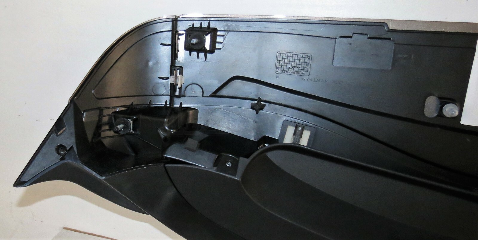 Land Rover Range Rover Evoque L551 Genuine Rear Tailgate Spoiler Lantau Bronze - Image 8