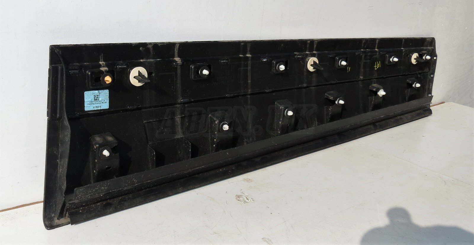 Range Rover Velar Front Left Side Door Cladding Lower Mould Trim Grained Plastic - Image 7