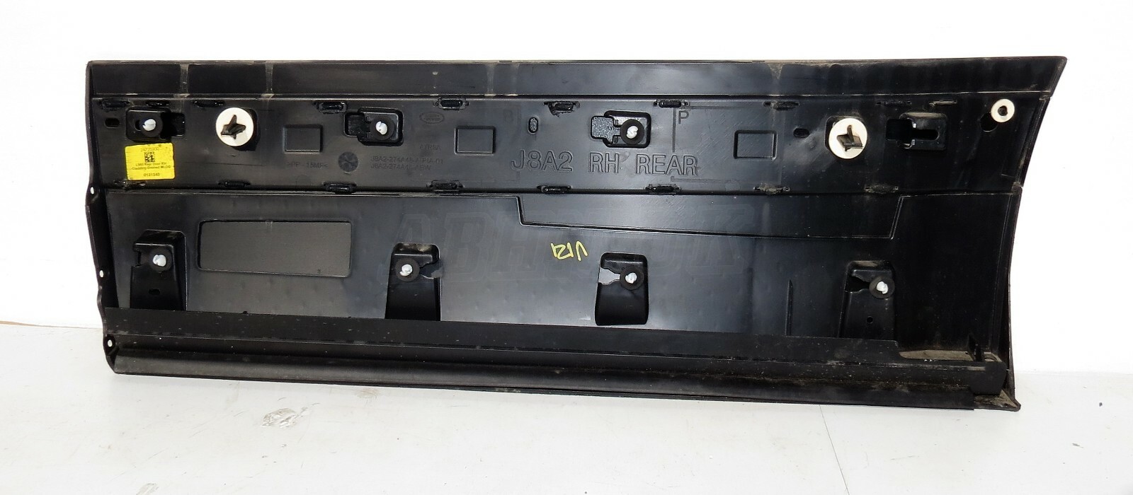 Range Rover Velar Rear Right Side Door Clad Lower Moulding Trim Grain Glos Black - Image 5