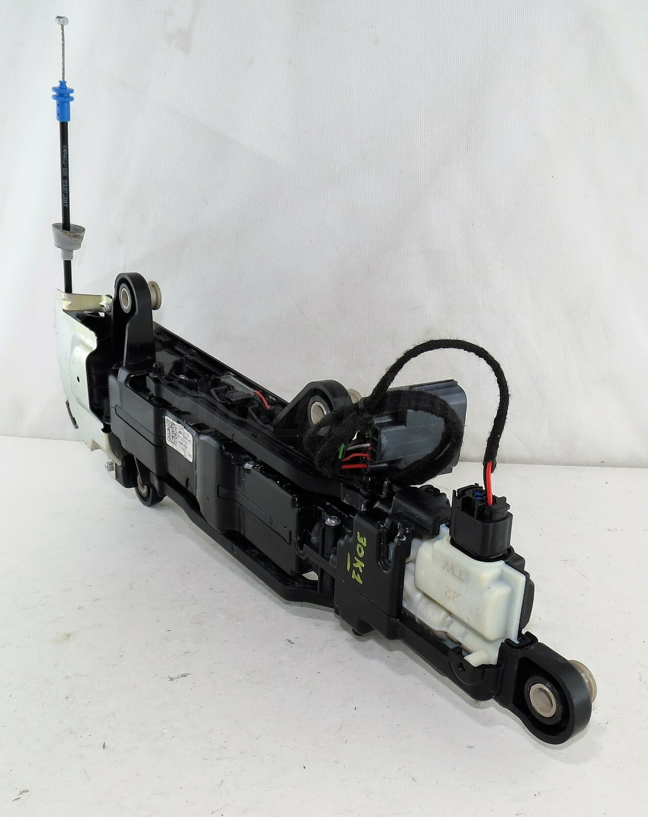 Range Rover Velar L560 Front Right RHF Door Handle J8A2-22400-AC Santorini Black - Image 6