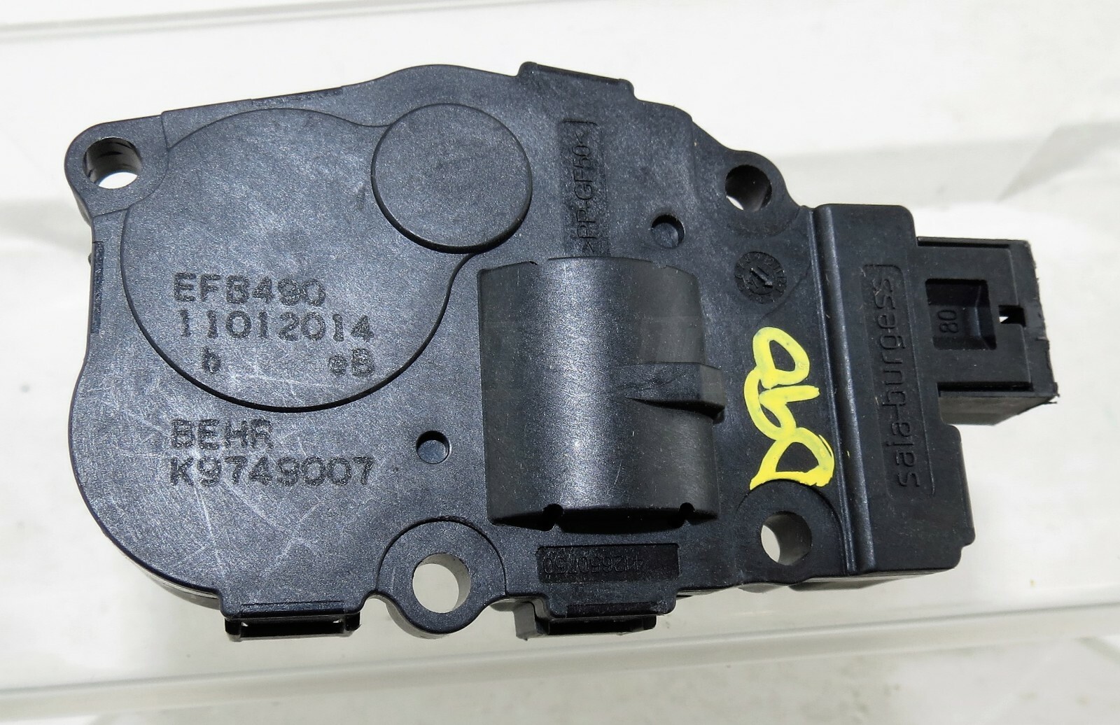K9749007 Land Rover Discovery Sport Genuine Heater Blower Flap Motor Actuator - Image 6