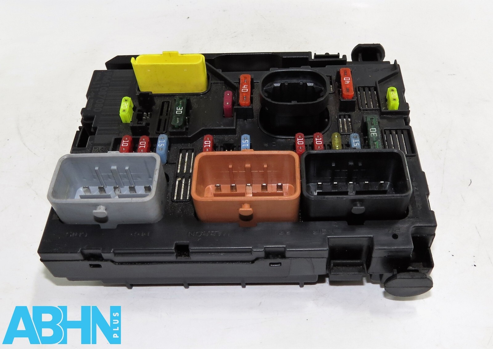 Citroen Peugeot BSM-L11-00 Hw :0 H Sw :6C Fusible & Relais Boite 9661087080 - Image 2