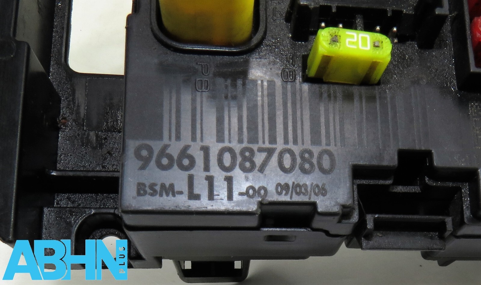 Citroen Peugeot BSM-L11-00 Hw :0 H Sw :6C Fusible & Relais Boite 9661087080 - Image 8