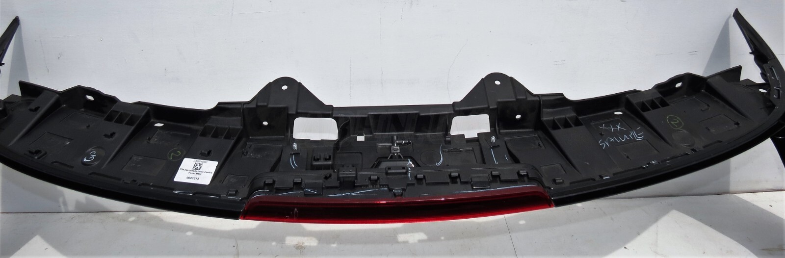 Mini Clubman F54 LCi2 Rear Tailgate Aeroblade Inner Centre Panel Moulding Trim* - Image 3