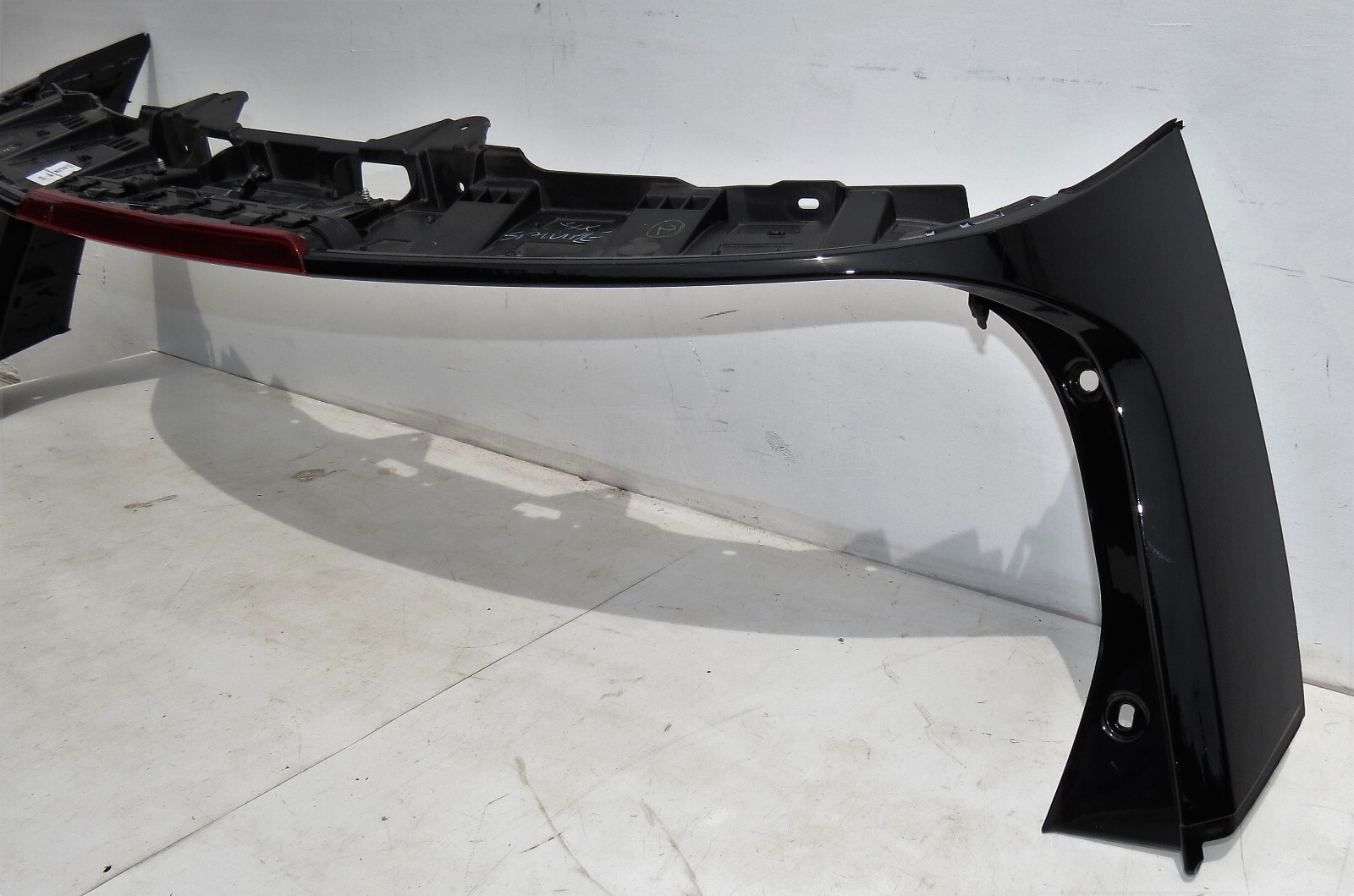 Mini Clubman F54 LCi2 Rear Tailgate Aeroblade Inner Centre Panel Moulding Trim* - Image 5