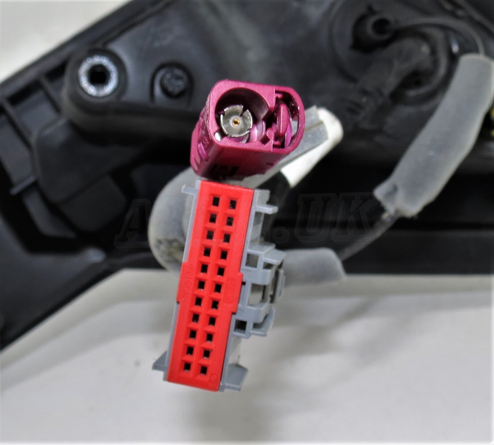 Discovery 5 L462 (19-22) RHD Left Side Door Mirror Base & Harness KY32-17683-JA - Image 7