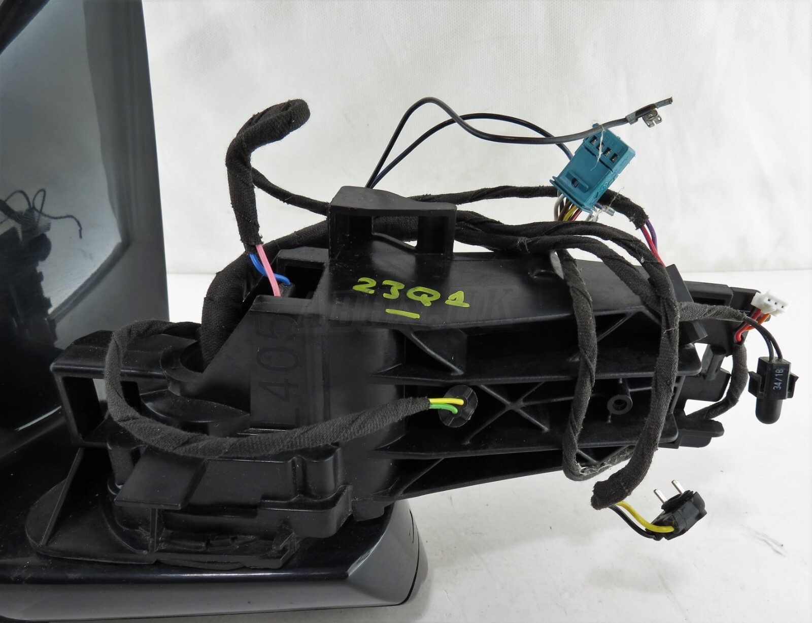 Range Rover Voque L405 12-21 Left Side Folding Door Mirror Base+Harness 18-Wires - Image 2