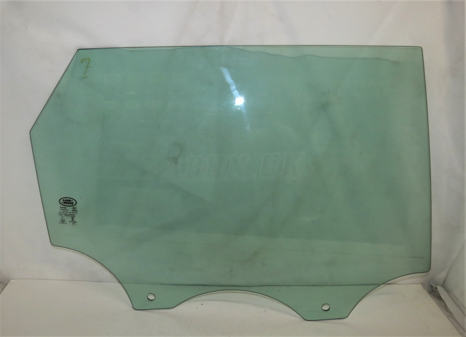 Range Rover Velar L560 17-22 Rear Right Window Glass DOT747-M61385-AS2 70% FUYAO - Image 2