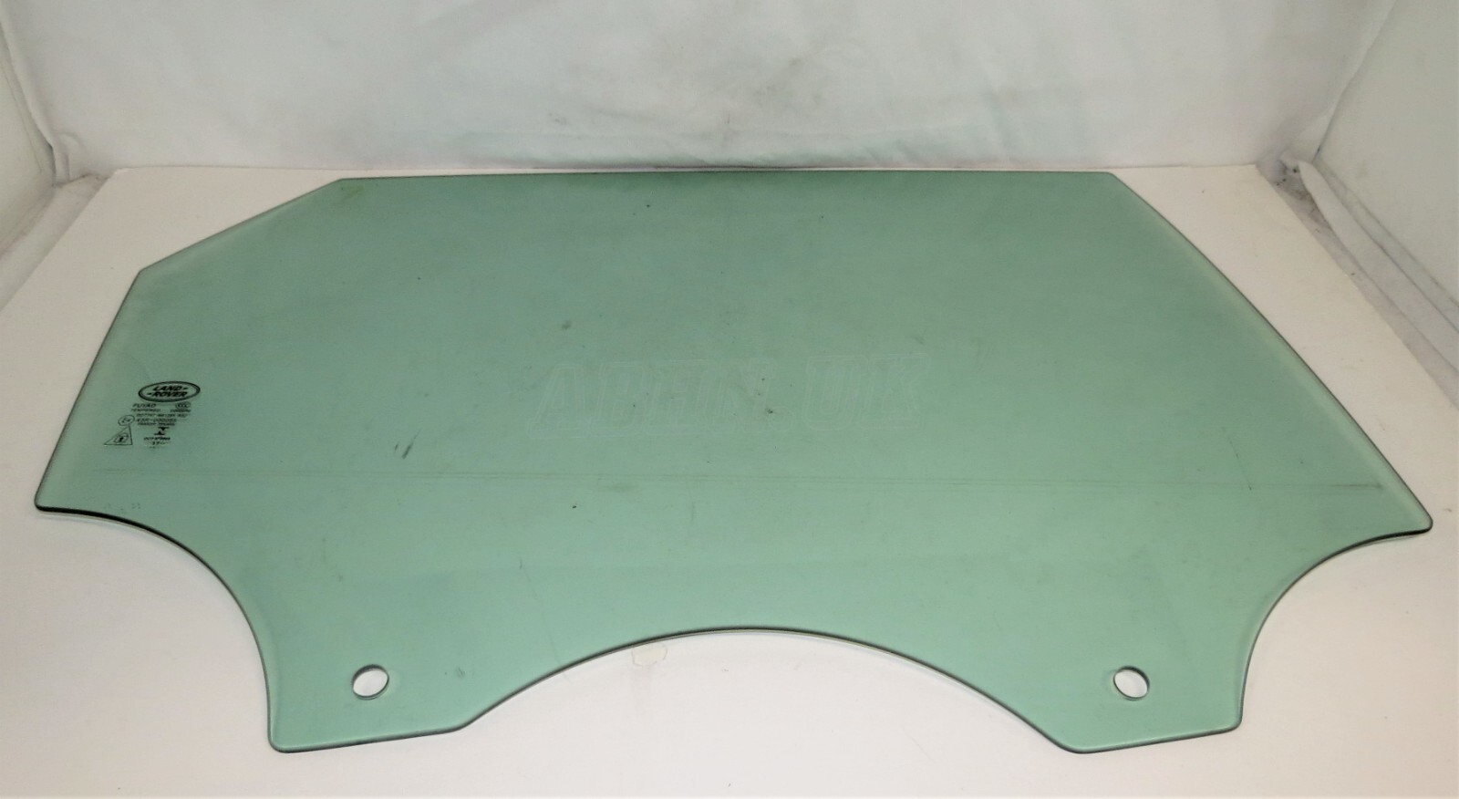 Range Rover Velar L560 17-22 Rear Right Window Glass DOT747-M61385-AS2 70% FUYAO - Image 4