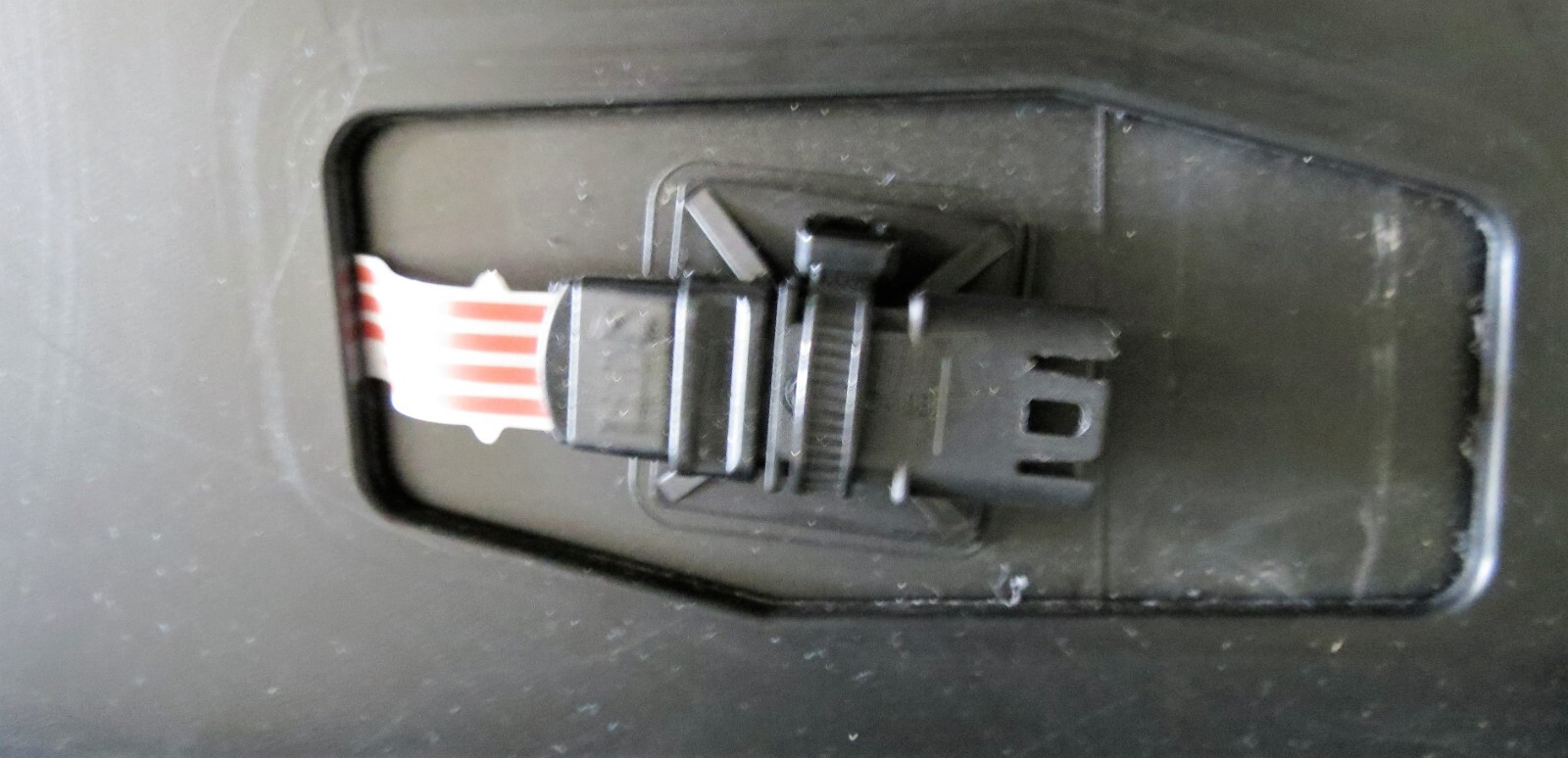 Genuine Range Rover Sport L461 Mk3 Rear Spoiler N9X244210AG8PAD Santorini Black - Image 17